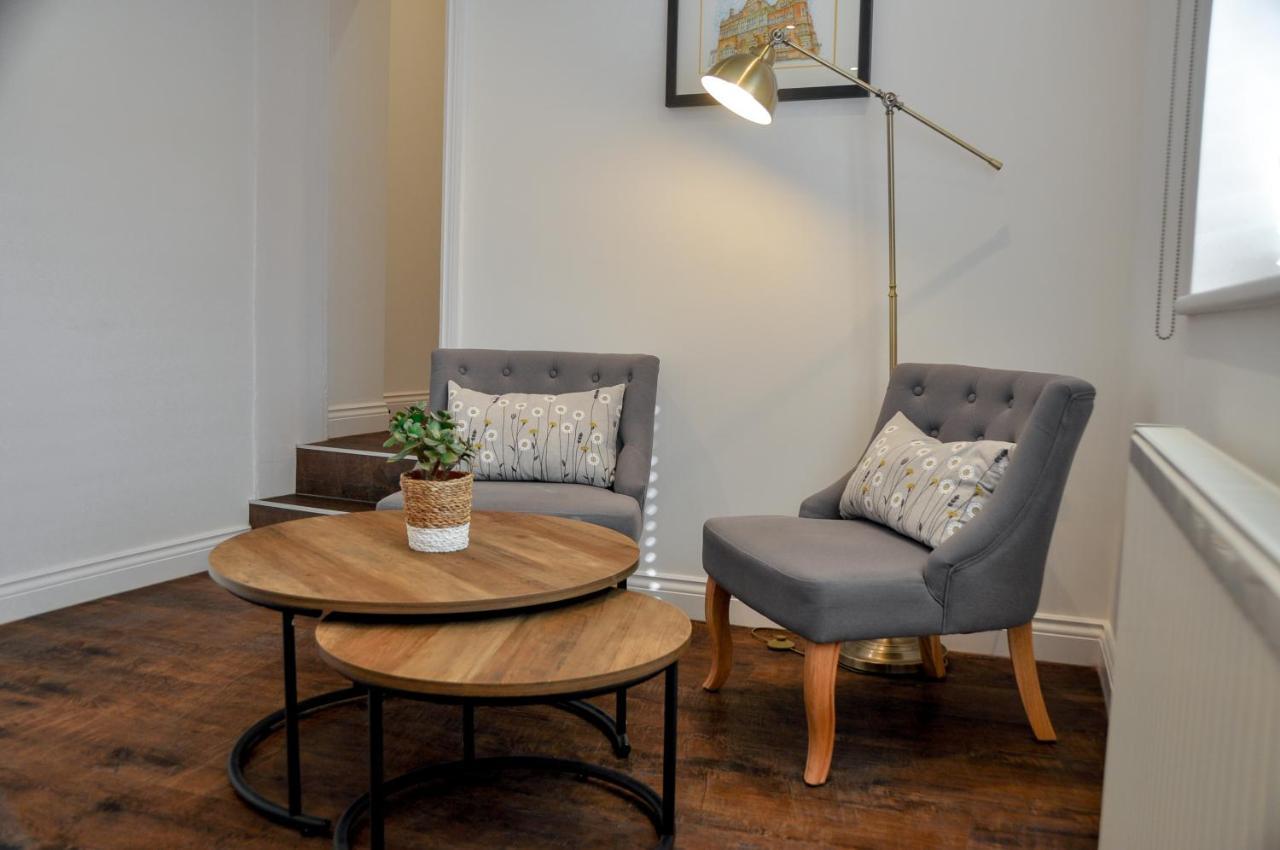 Upstairs At 33 - Self Check In Boutique Accommodation In Worcester Centre エクステリア 写真